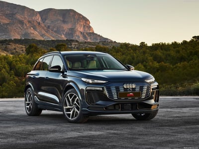 Elevate Your Commute with the Audi Q6: Premium Electric Leasing