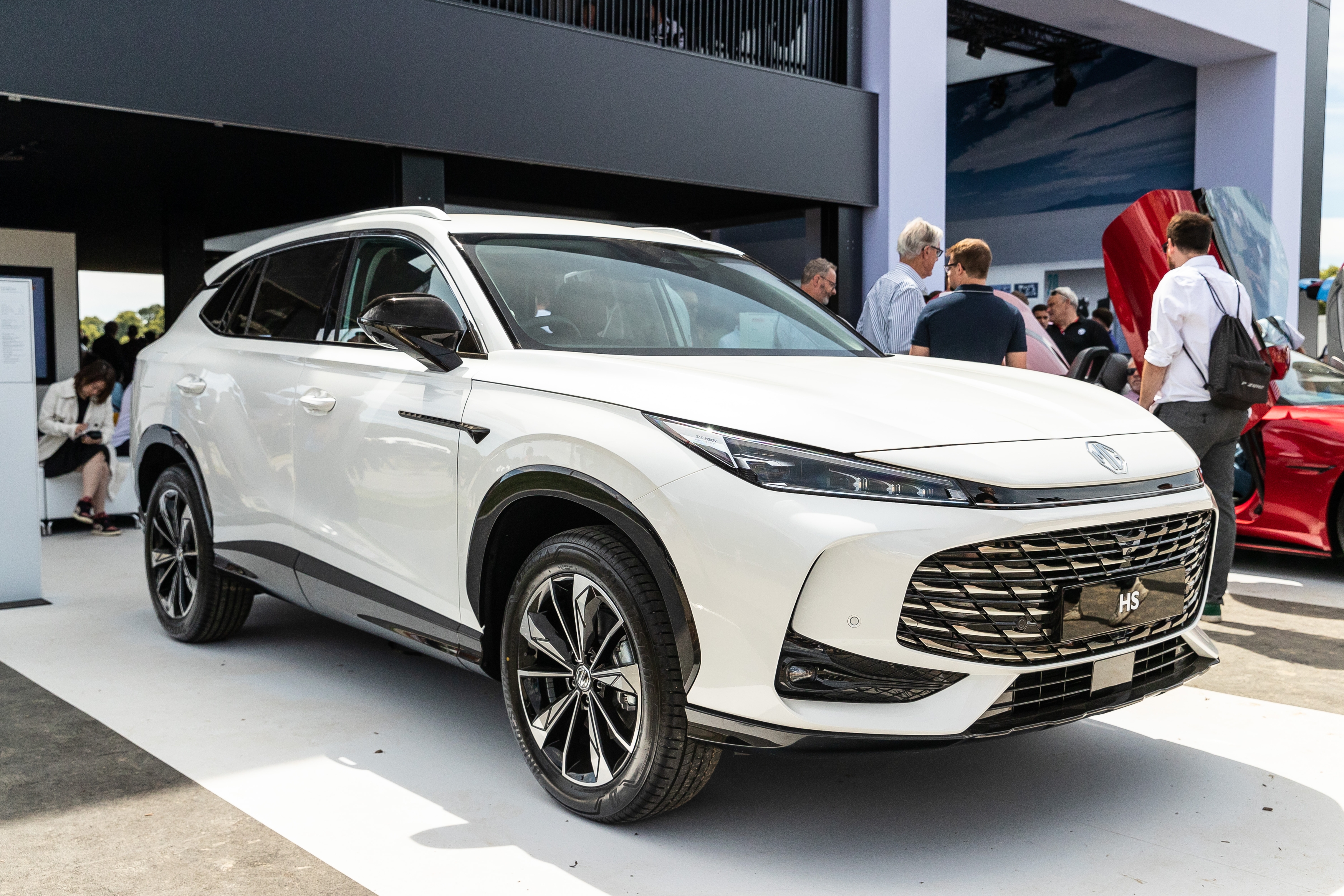 MG HS revealed at Goodwood