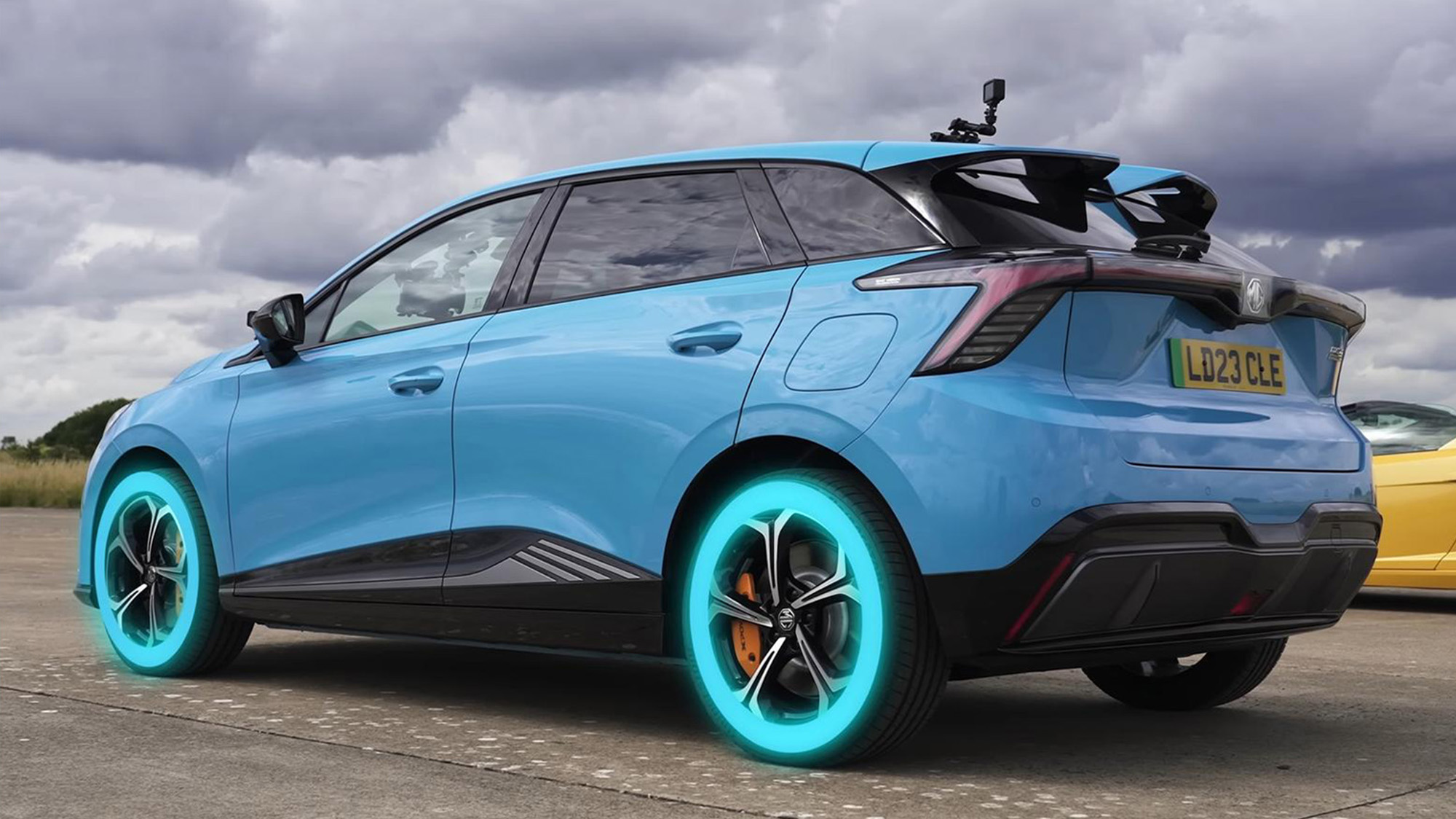 The Electric Surge: Unraveling the Speed of Electric Cars versus Internal Combustion Engines