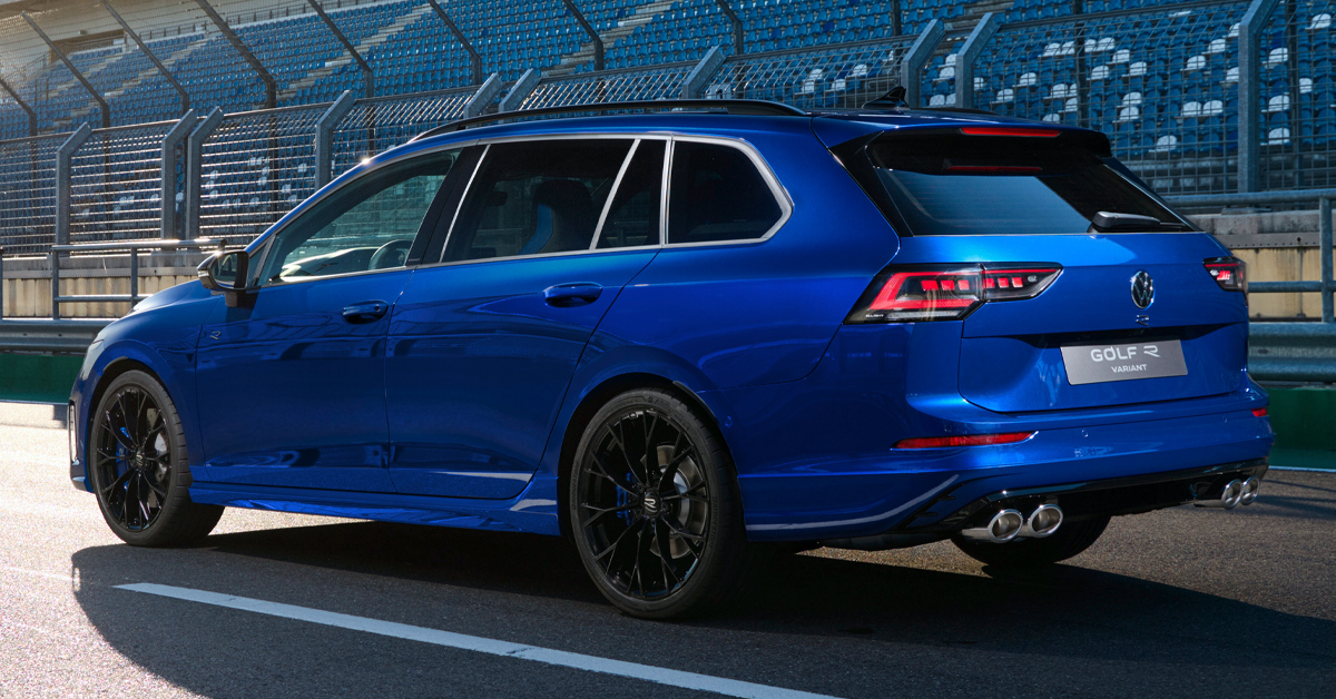 An image showing the updated 2024 Volkswagen Golf R estate