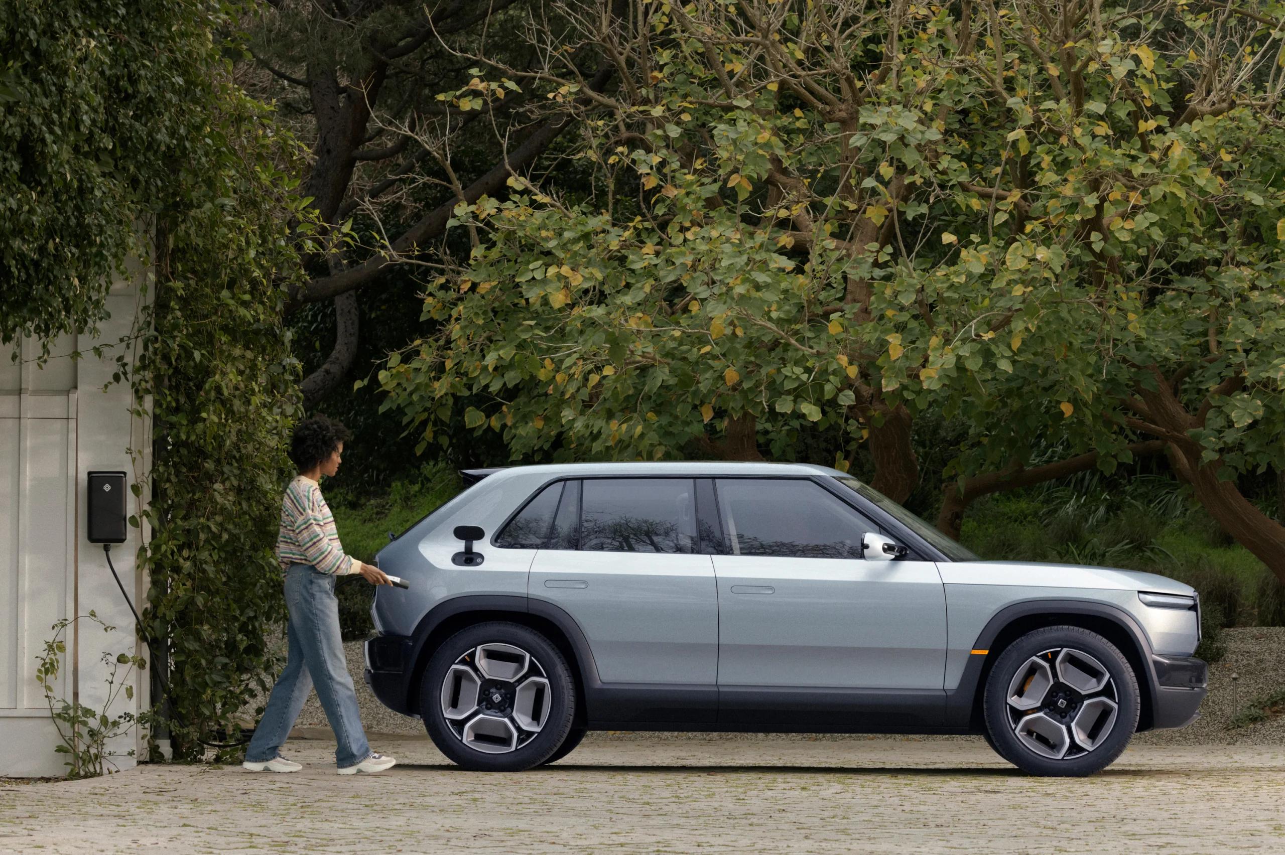  Rivian Introduces Groundbreaking Midsize Platform