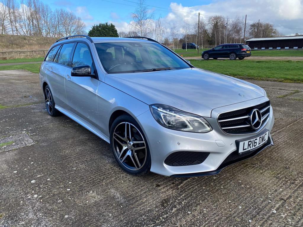 Mercedes E220d AMG Line  Night Edition