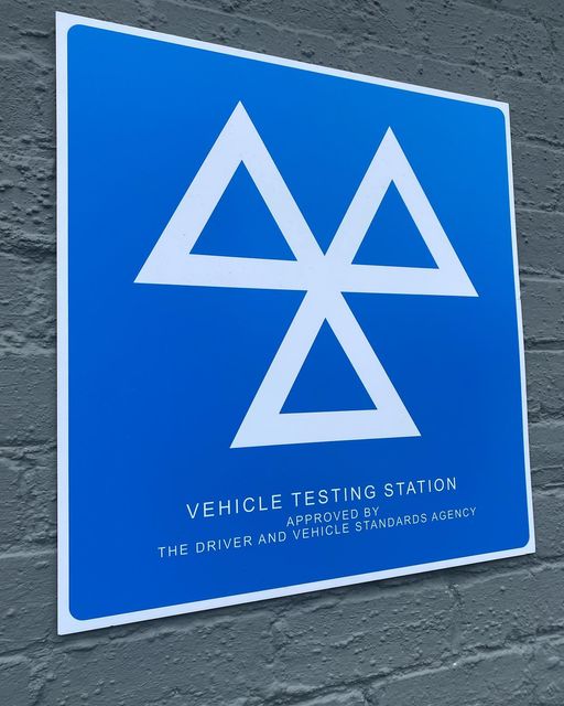 How to check my cars MOT due date