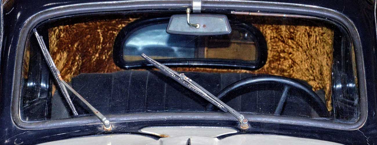 Windscreen and windscreen wipers women and car history