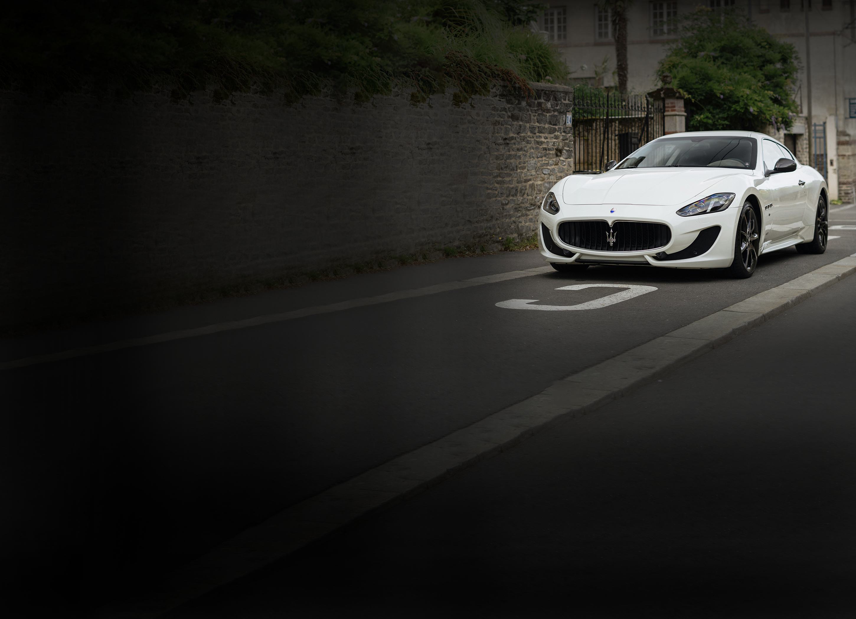 Photo by Robin LE MEE on Unsplash