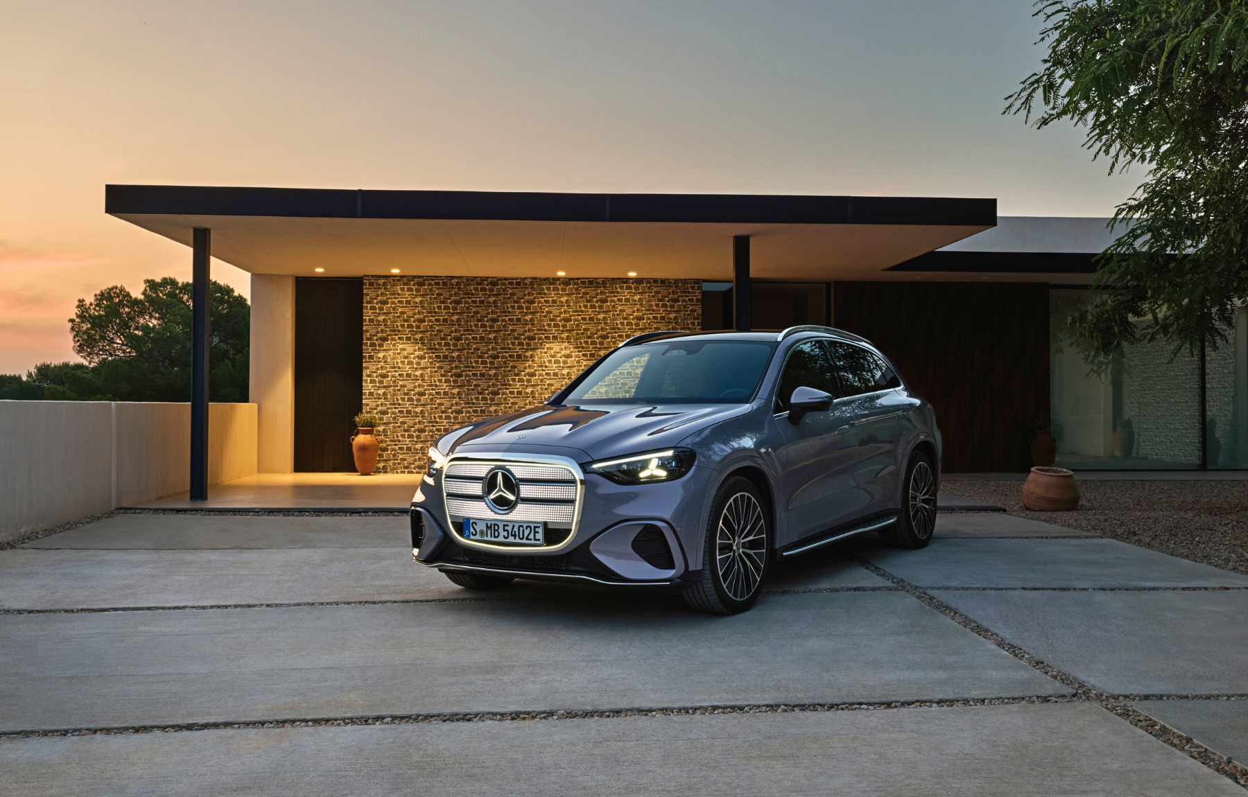 All-New Mercedes-Benz GLC with EQ Technology: New Face, New Platform, Fully Electric