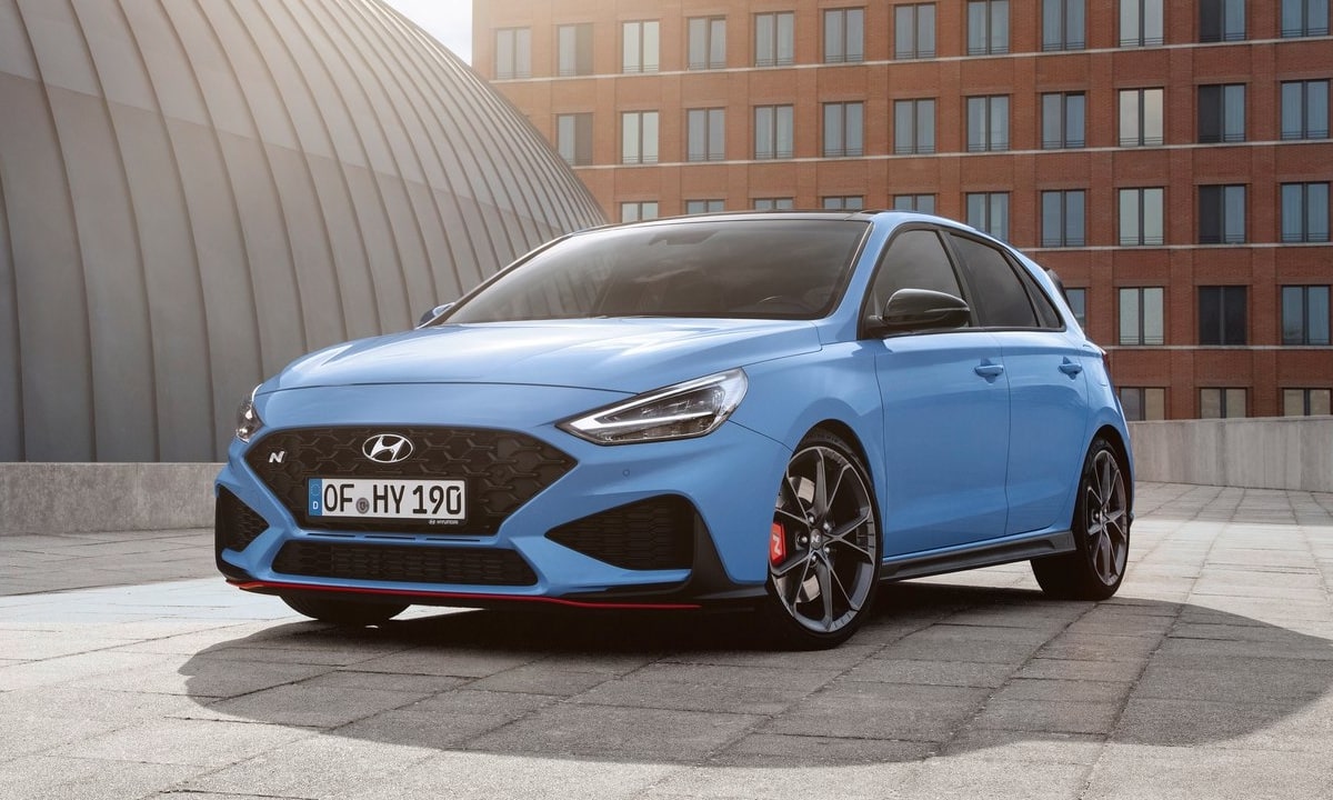 Top Performance Cars for 2025: Best Handling & Driving Thrills