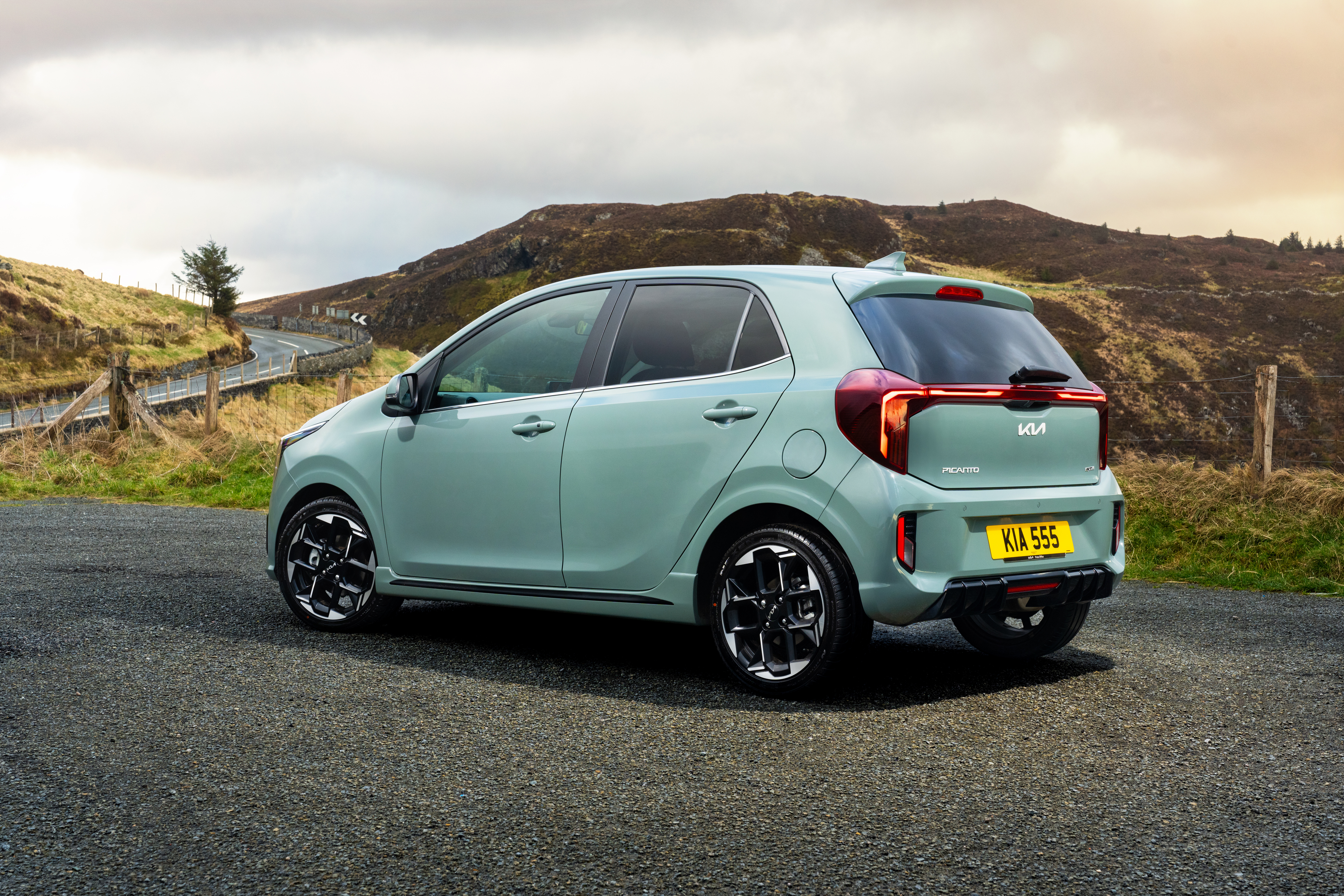 Kia Picanto Adventurous Green 
