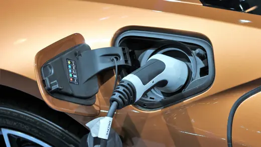 Samsung showcases new 600-mile Solid State Battery Tech