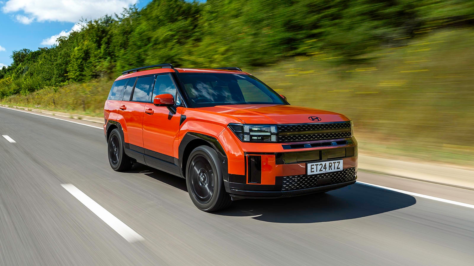 An image of a Hyundai Santa Fe