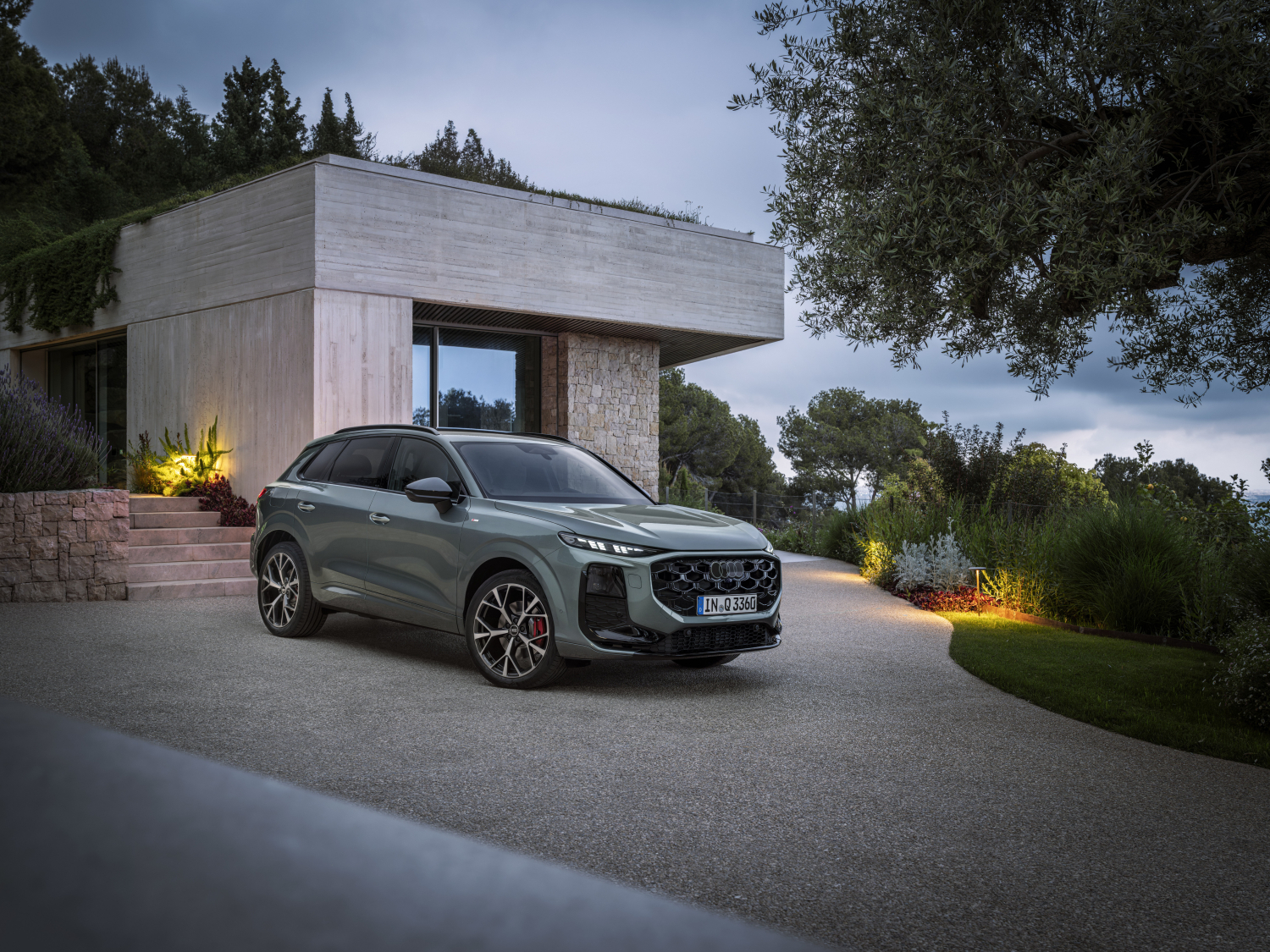 The New Audi Q3: A Compact SUV Packed with Innovation, Efficiency, and Style