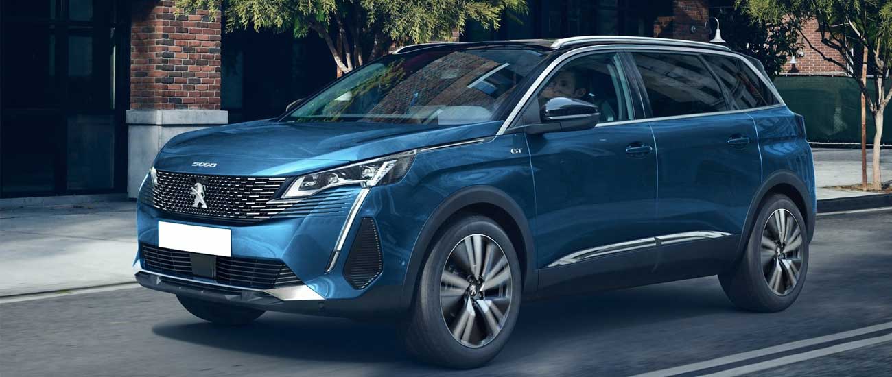Blue Peugeot 5008