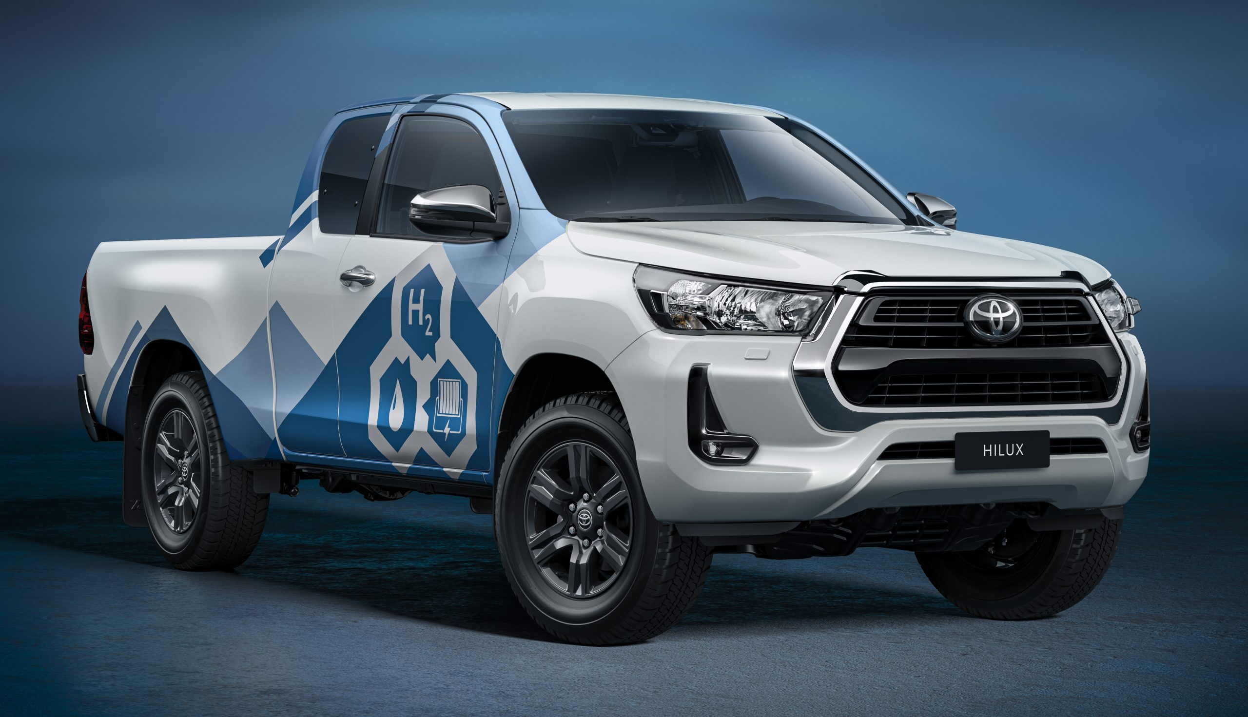  Unveiling of Toyota's Pioneering Hydrogen Hilux Prototype