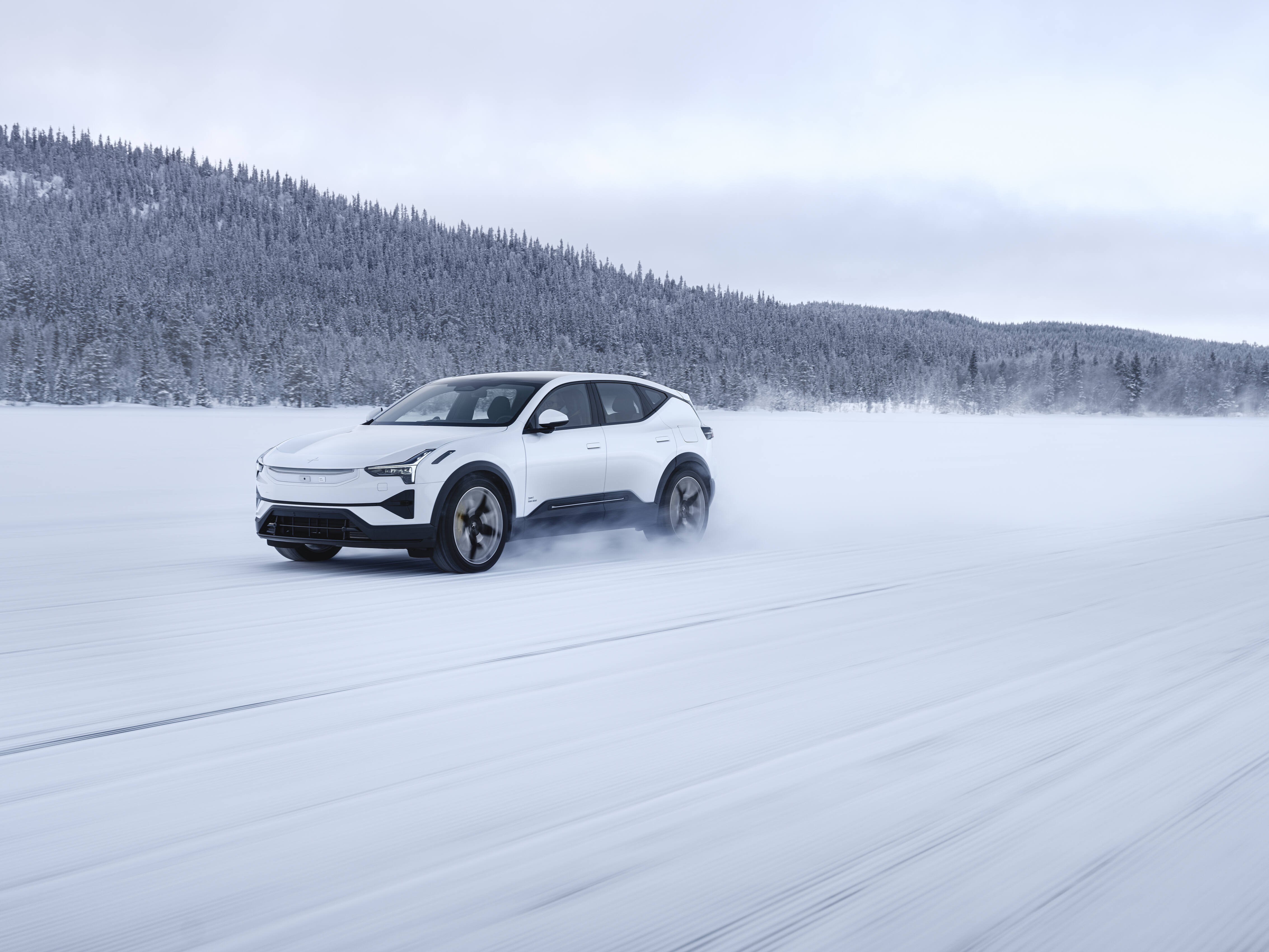 Polestar 3 Triumphs in World's Largest Independent Winter Range Test