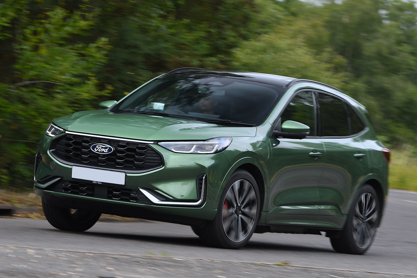 2025 Ford Kuga Hybrid