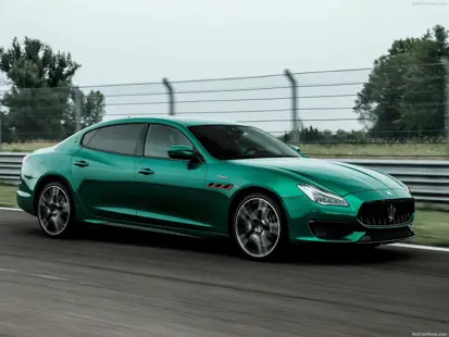 Green Maserati Quattroporte Trofeo