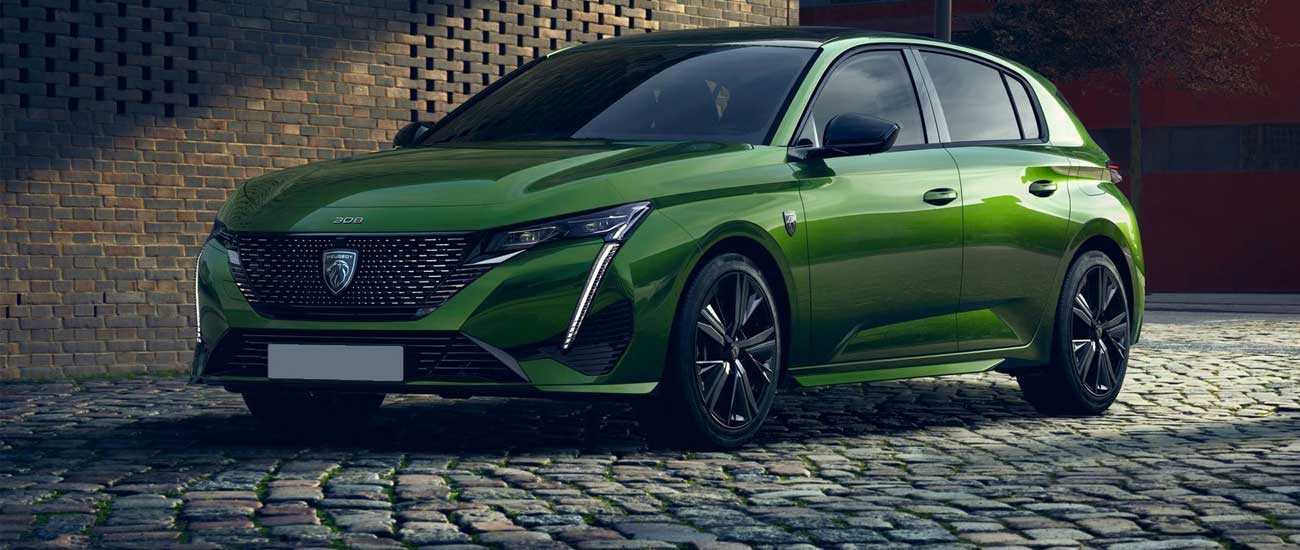 Green Peugeot 308