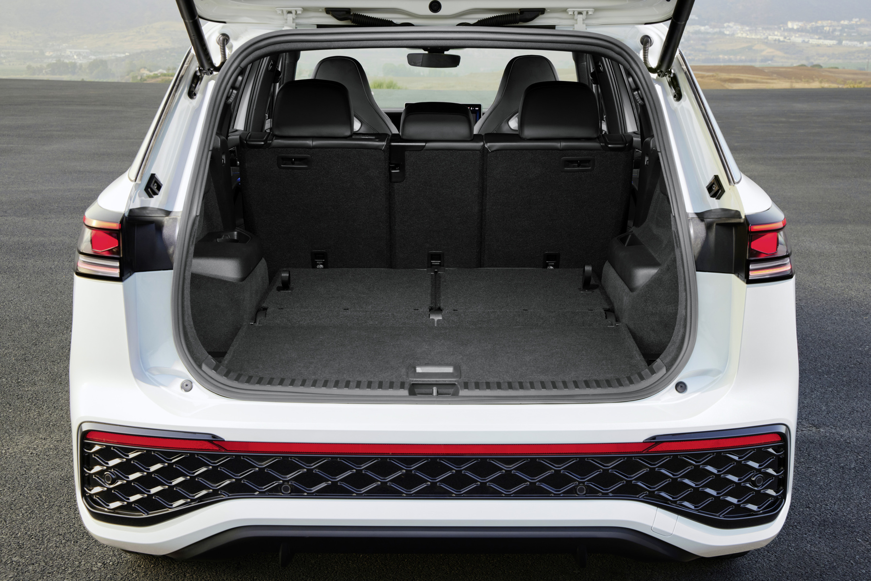 New Volkswagen Tayron Boot