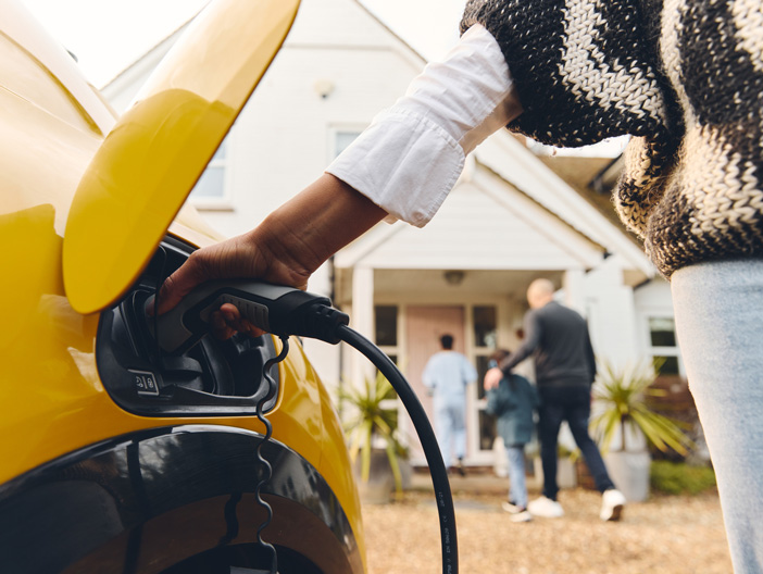 Looking to Maximise your Electric Vehicle Range? Here are our 6 Top Tips!