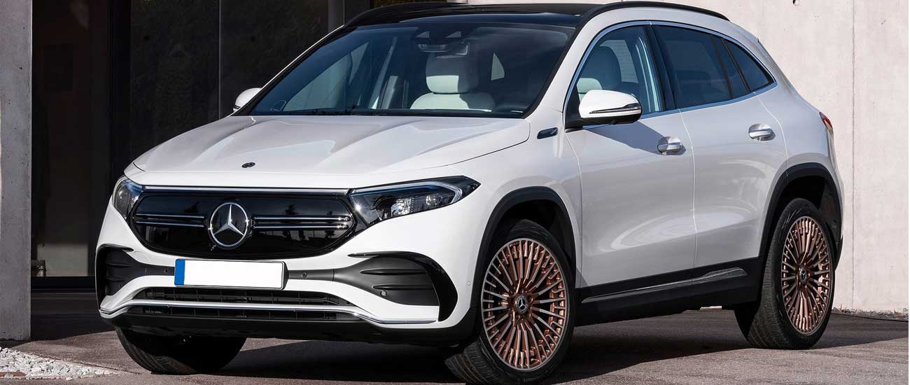 Silver Mercedes-Benz EQA