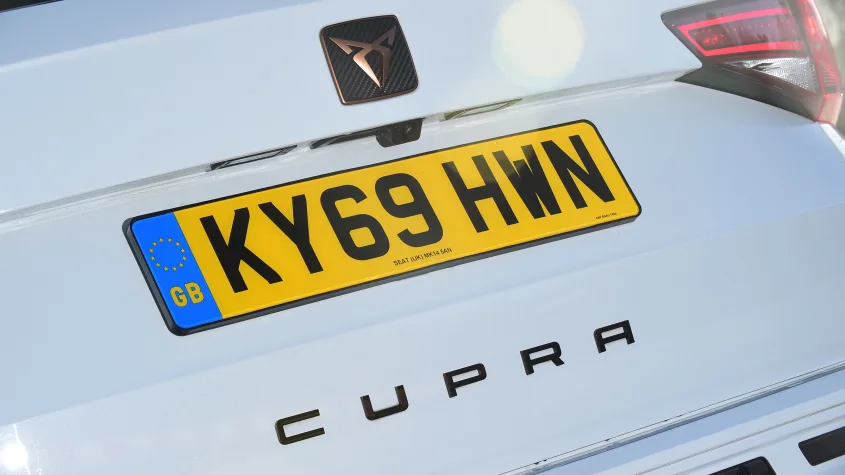Can I Add a Private Plate to My Lease Car?