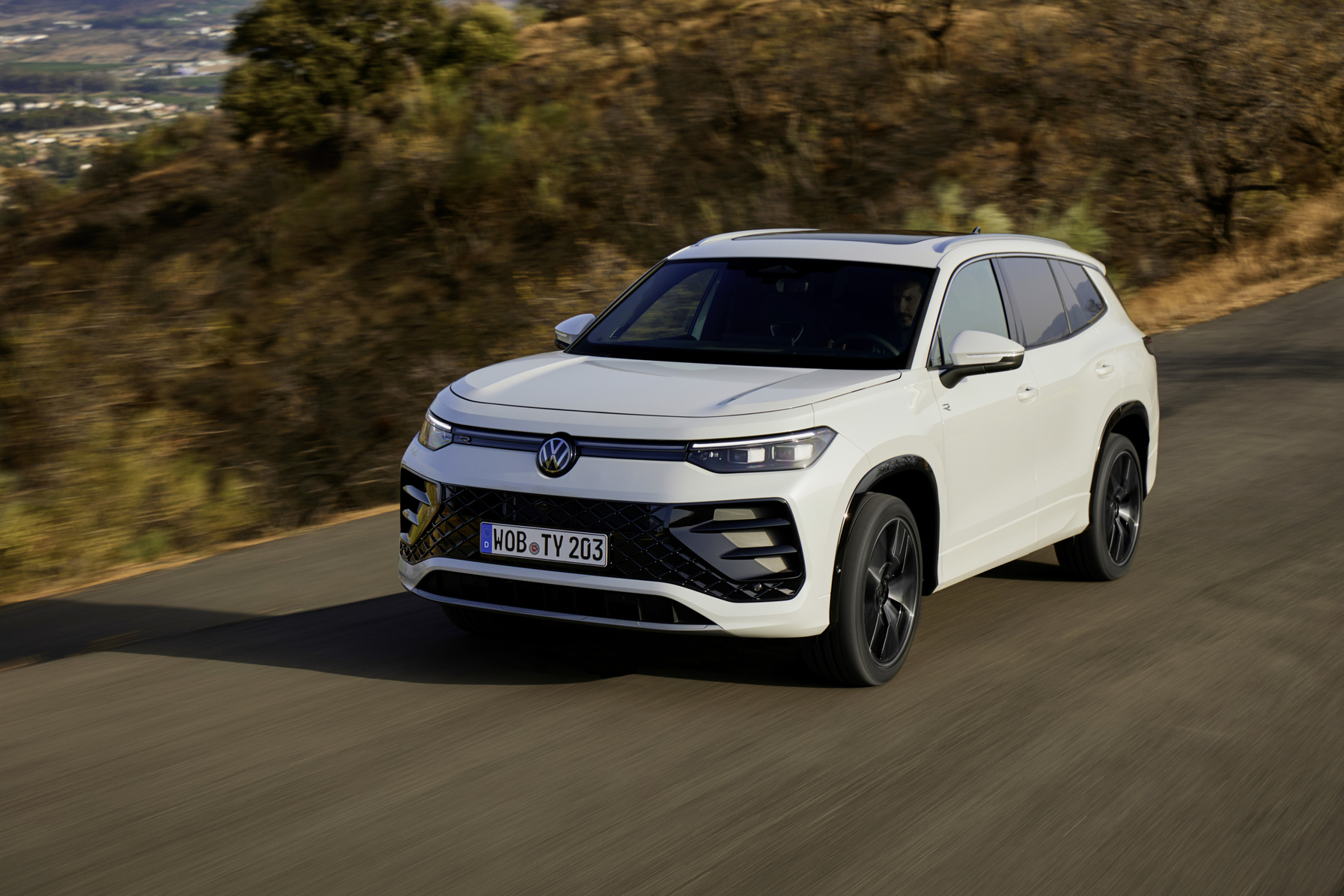 Introducing the New Volkswagen Tayron: A Spacious Seven-Seater SUV