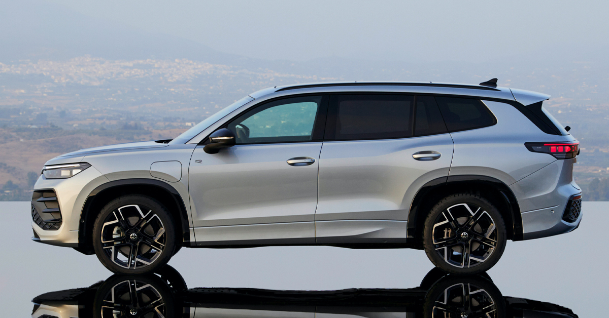 An image showing the new 2025 Volkswagen Tayron 7-seater SUV