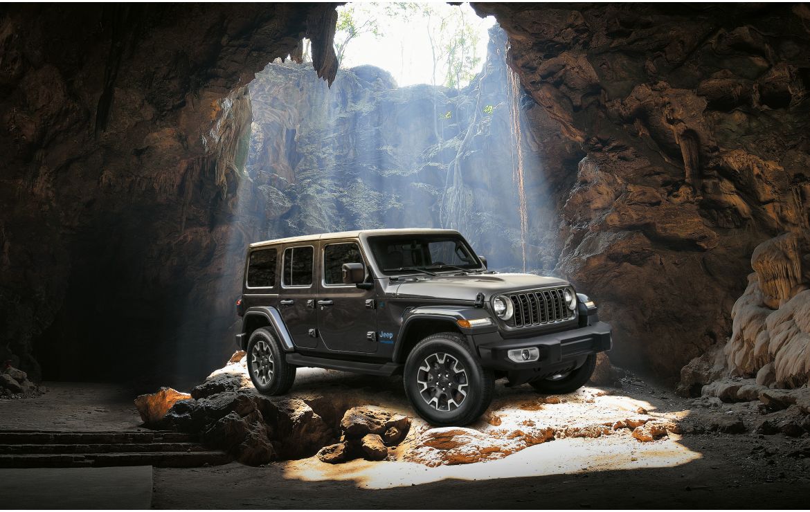 Jeep® Wrangler Rubicon Clinches Best Family SUV for Off-Roading