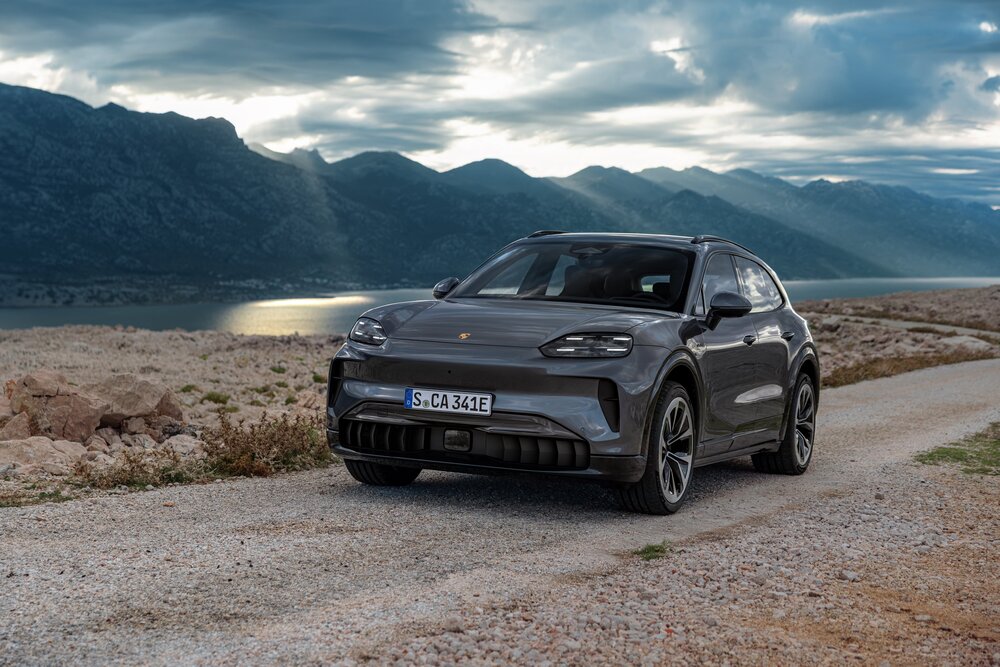 Introducing the New Porsche Cayenne Electric – A New Era of Performance