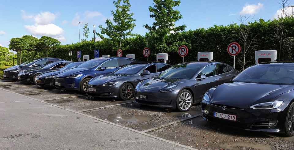 Electric company cars (Tesla)