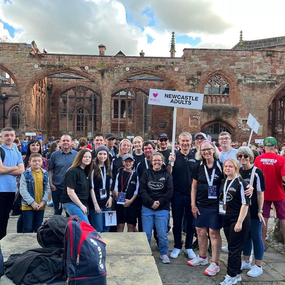 VIC YOUNG SPONSORS NEWCASTLE ADULTS TRANSPLANT TEAM