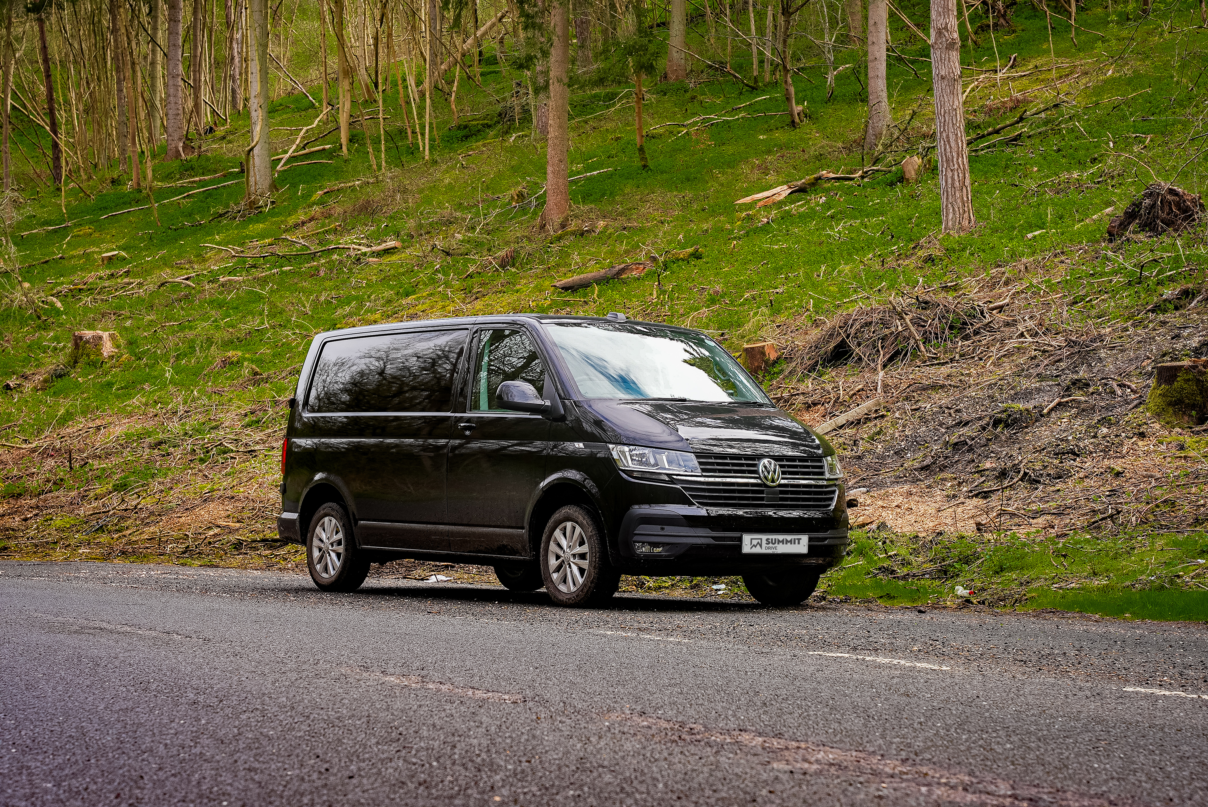 Van Leasing Vs Buying: Which is Better? 