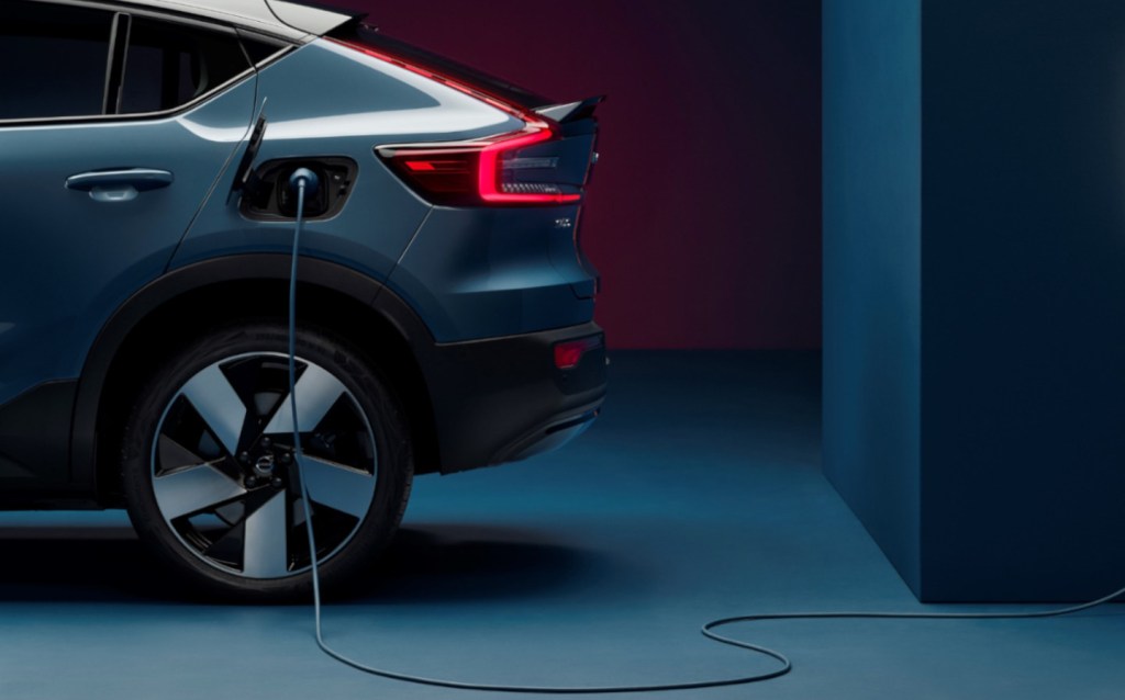 Volvo C40 Charging
