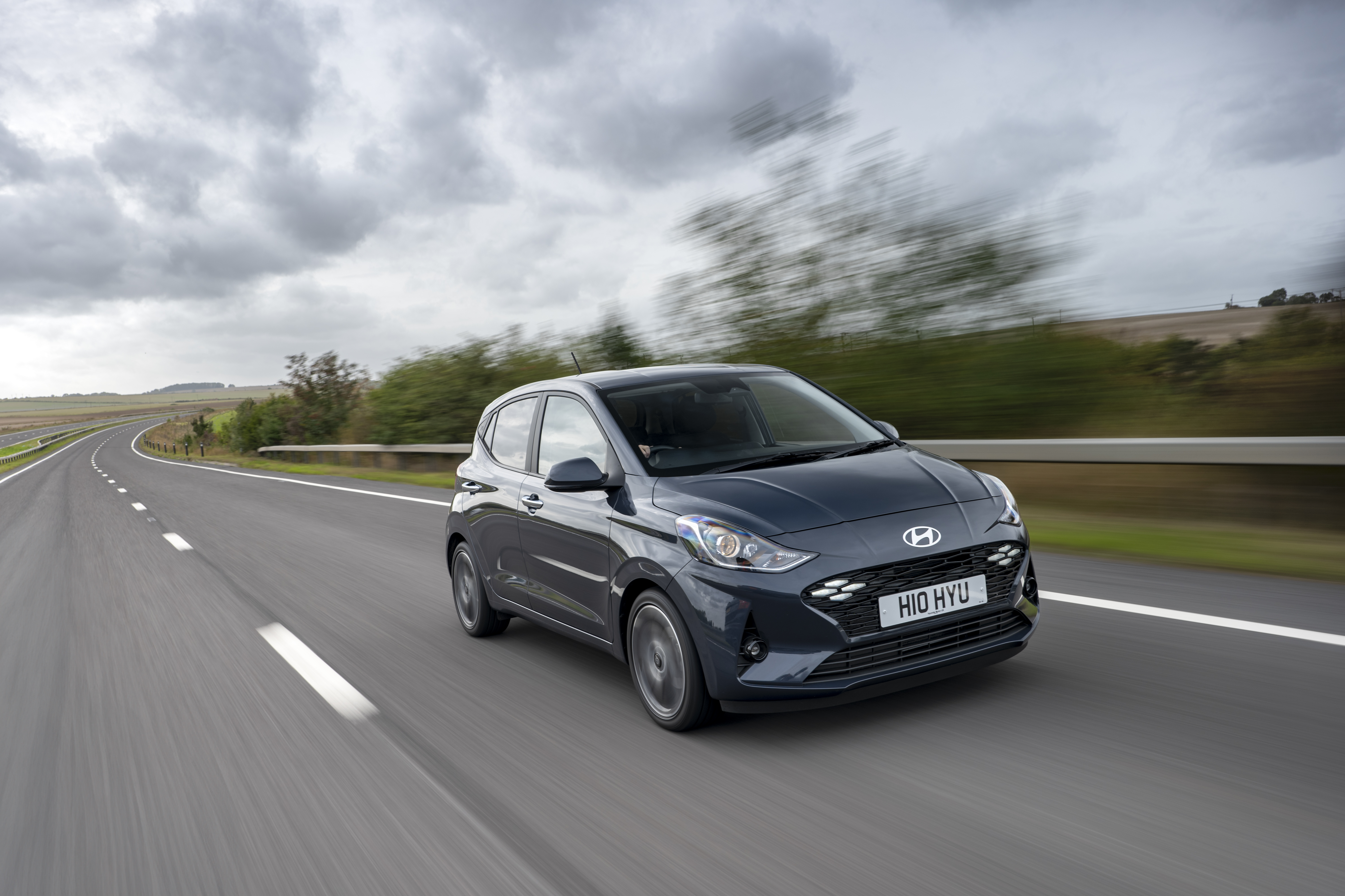 Discover the Hyundai i10 Hatchback 1.0 63 Advance 5dr Nav – Available for Immediate Delivery