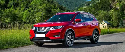 Red Nissan Xtrail