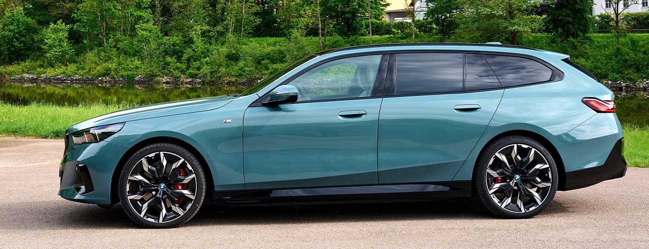 Best-electric-hybrid-estates-audi-bmw-i5-tourer