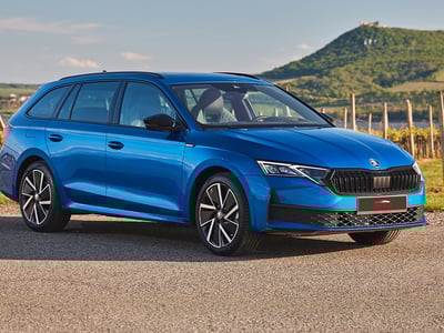 Discover the Skoda Octavia Estate: Spacious, Practical, and Ready to Lease at AMT Auto