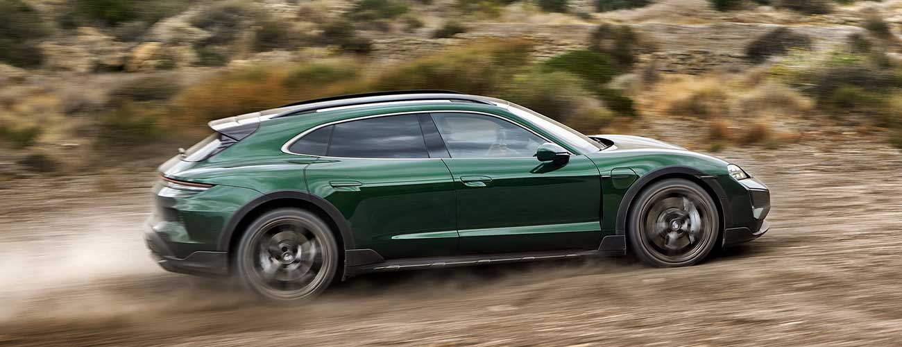 Best-electric-hybrid-estates-porsche-taycan-cross-turismo