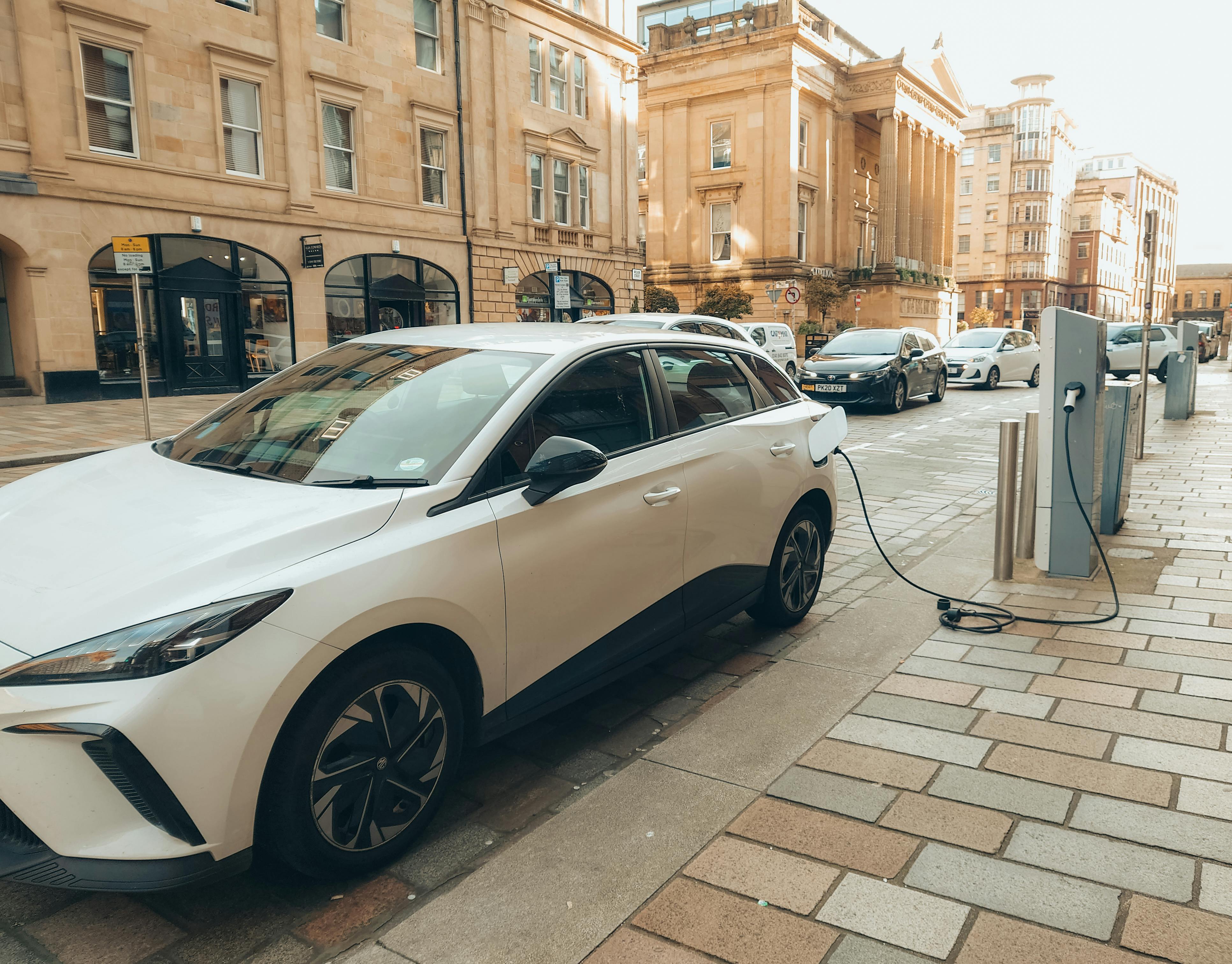 The Lazy Guide to Hybrid & Full Electric Cars