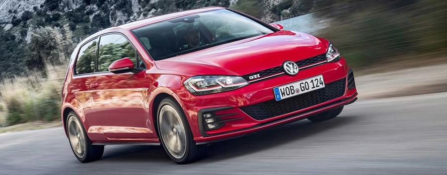 Megan Barton Hanson - Volkswagen Golf GTI