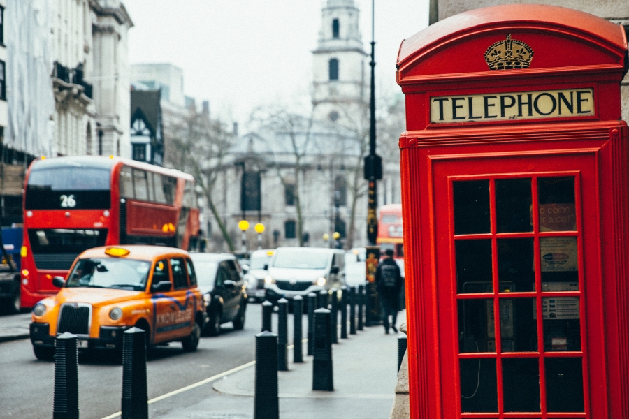 Taxi and bus among traffic in London