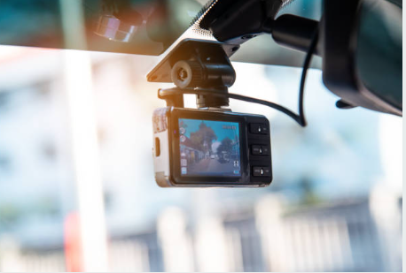 Dashcams – Are They Worth It? Benefits, Features, and Top Models
