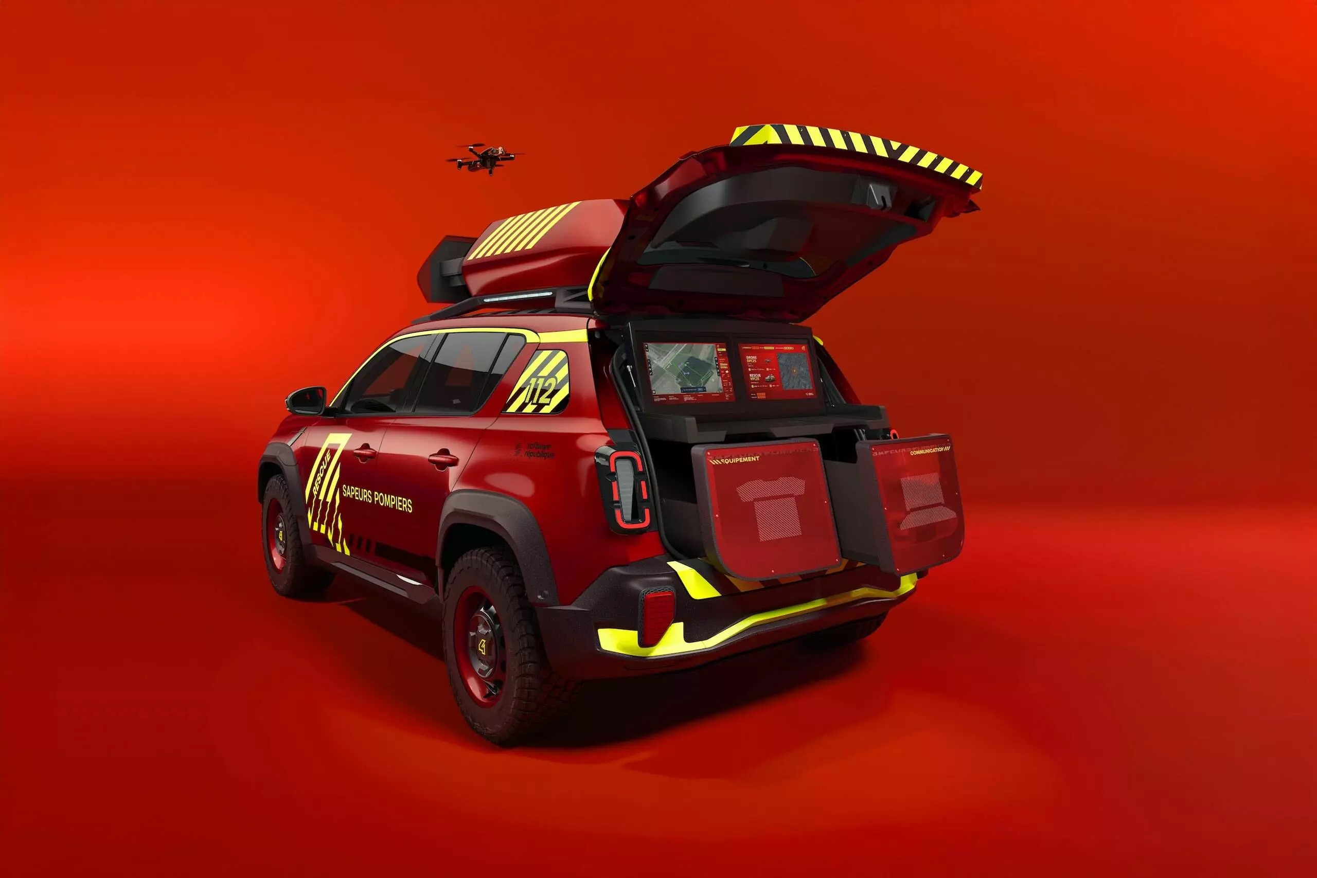 Renault concept emergency service vehicle