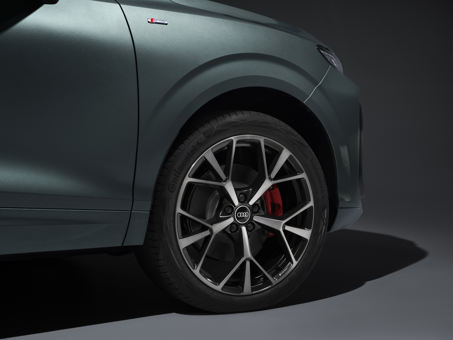 The alloy wheels of the new Audi Q3